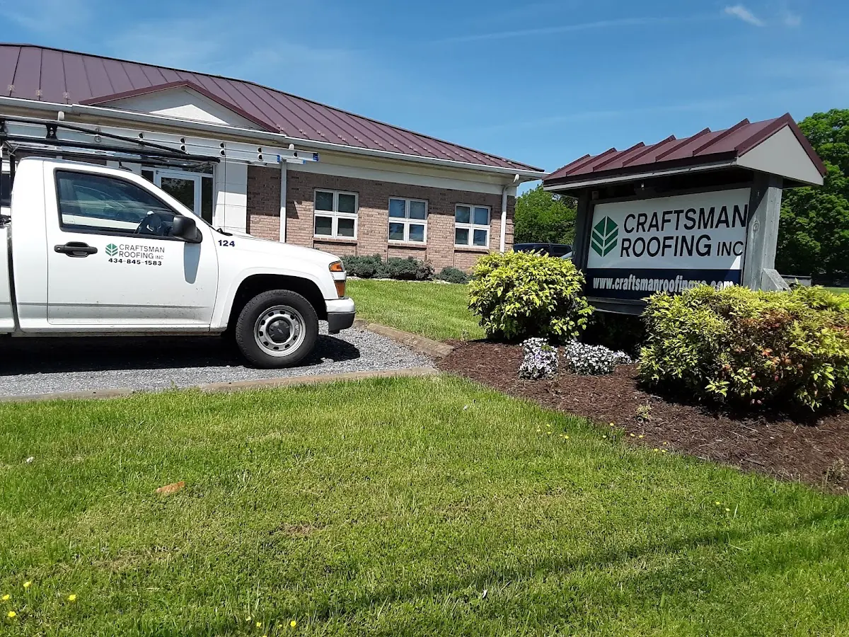 Quality Gutter & Downspout Repair by experienced craftsmen in South Sanford Heights
